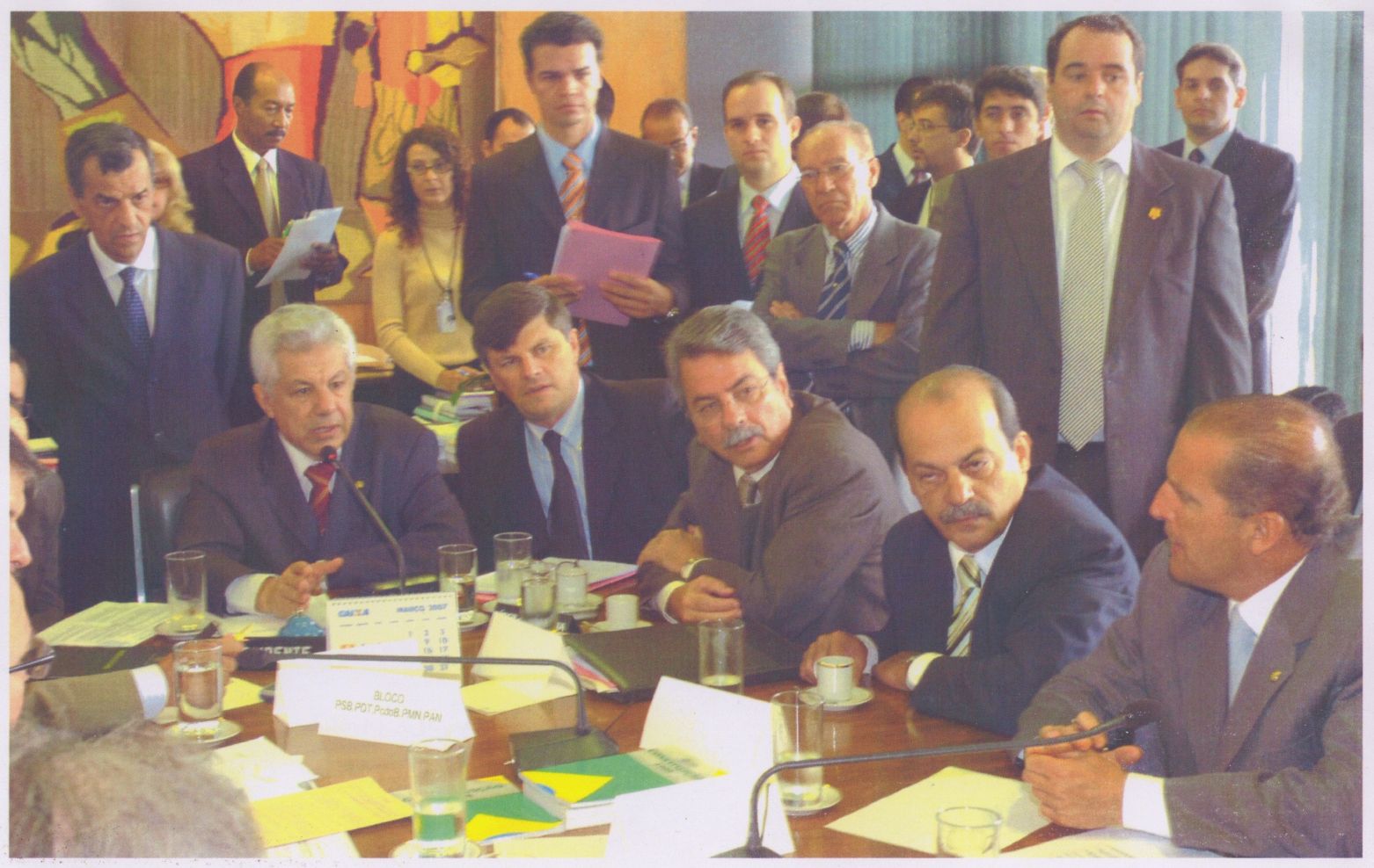 5bf305f6d5873-015-2007-reuniao-de-lideres-camara-de-deputados.jpeg