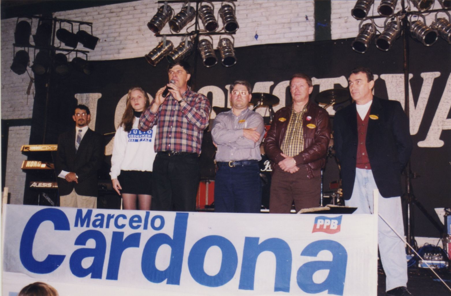 5dc1db1df0404-campanha-1998-em-montenegro-4-.jpeg